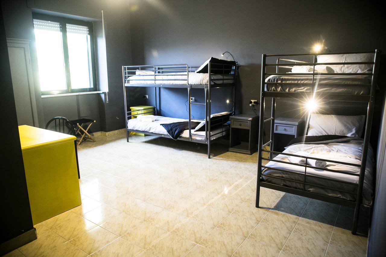 Lako Hostel Capodimonte Exteriör bild